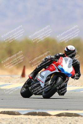 media/May-15-2022-SoCal Trackdays (Sun) [[33a09aef31]]/Turn 7 (1145am)/